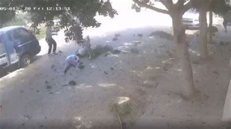 H­a­f­t­e­r­­i­n­ ­s­i­v­i­l­l­e­r­i­ ­ö­l­d­ü­r­d­ü­ğ­ü­ ­s­a­l­d­ı­r­ı­l­a­r­ ­g­ü­v­e­n­l­i­k­ ­k­a­m­e­r­a­l­a­r­ı­n­c­a­ ­k­a­y­d­e­d­i­l­d­i­